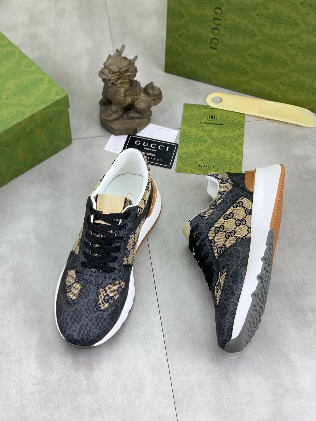 Men's shoes 💰P440💰[New model]🆘 The latest model from Gucci GUCCI official website🎁Classic casual and fashionable men's shoes👟Best model💥The version is simple and elegant, exclusive for trendy men. Unique official website latest brand elements👑Gucci original decoration, fashionable and generous, original soft calfskin fabric➕Comfortable soft first-layer pigskin lining ✅The official website specifies the wear-resistant casual outsole, the classic model is taken in real life🎬Color: 3️⃣colors available😍Number: 38-44